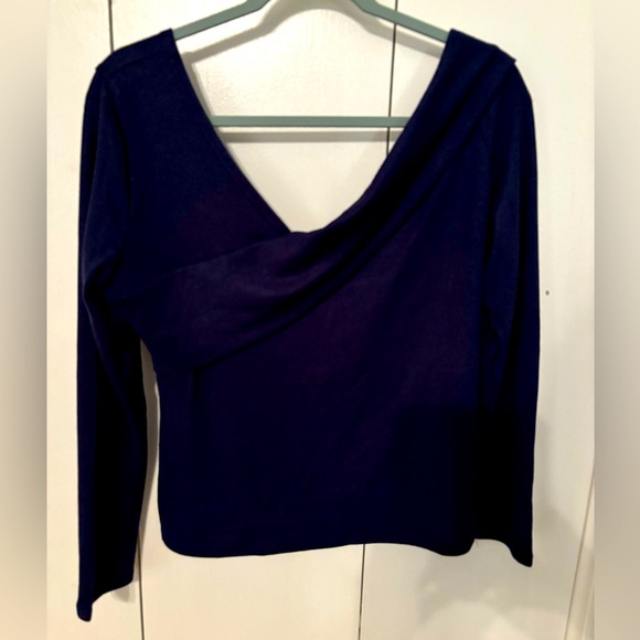 Off shoulder fitted top - Picture 3 of 4